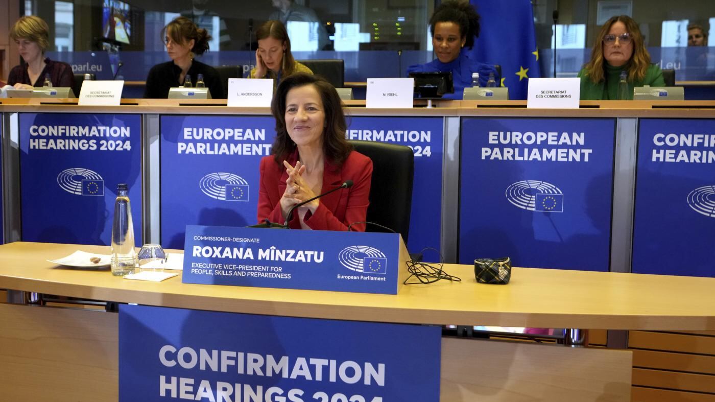 Ue, i Socialisti contro il Ppe: no alla revisione nel 2025 dello stop alle auto termiche