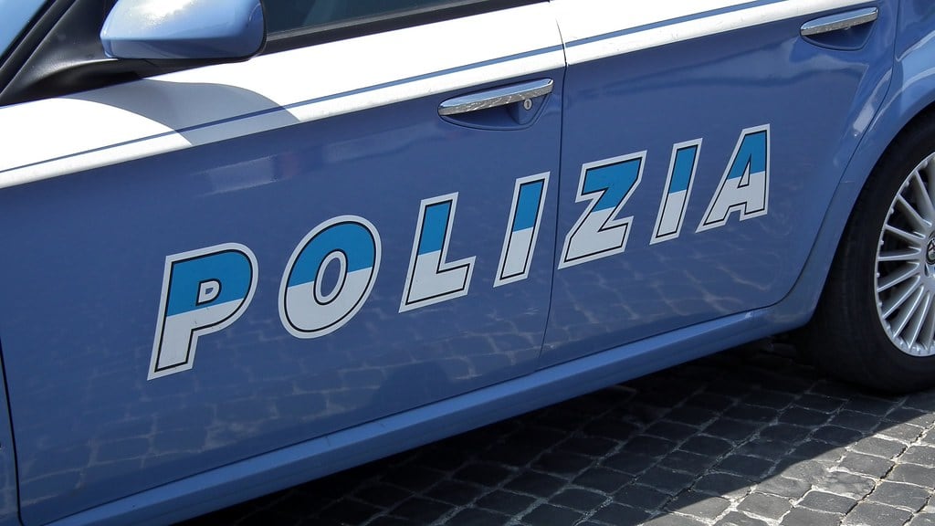 Casa lager a Imperia: arrestata badante, denunciata la figlia