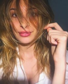 Valentina Allegri, selfie sexy per i fan 9