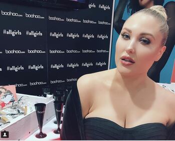 Hayley Hasselhoff: un seno da Baywatch 5