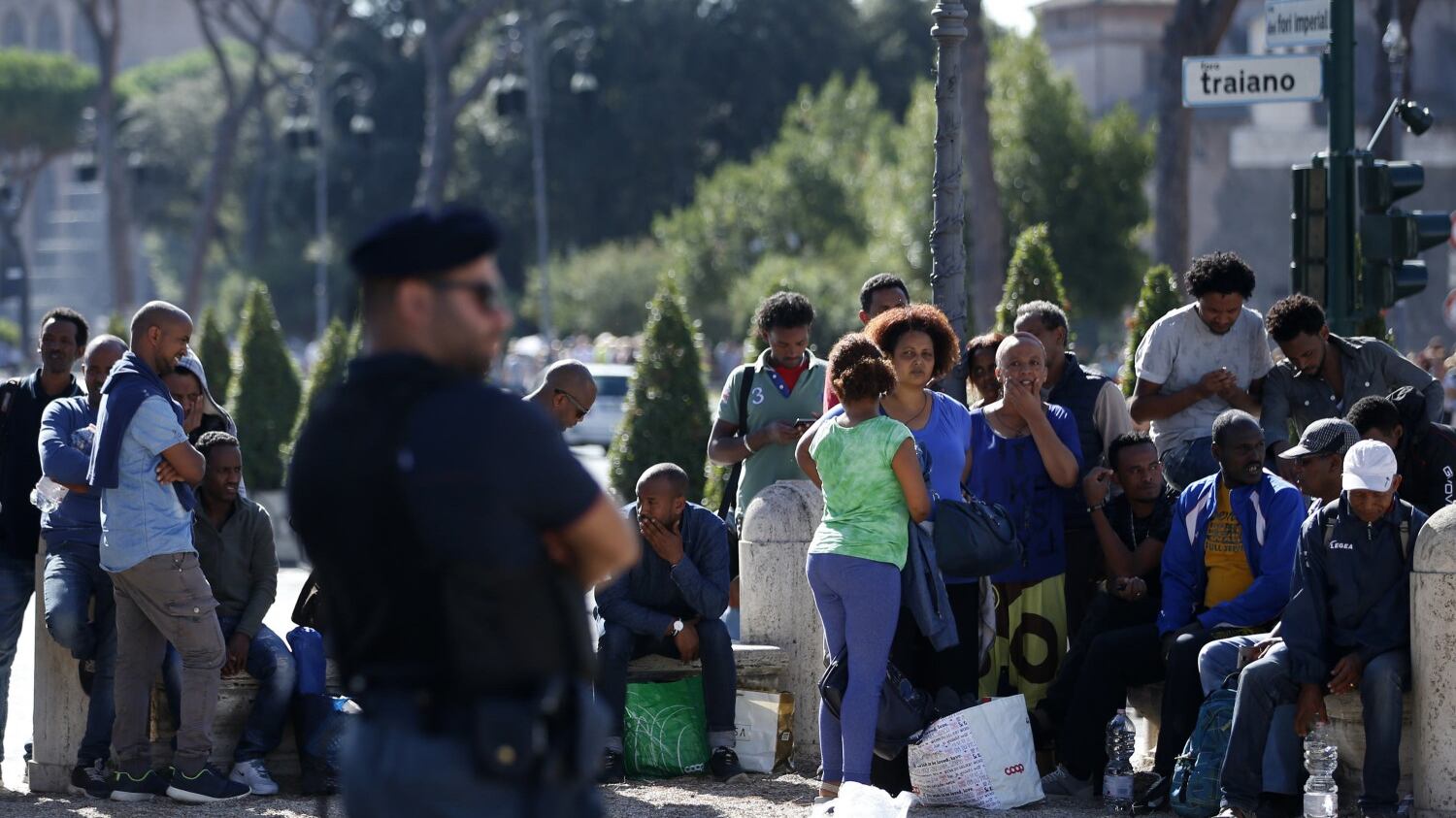 I numeri: sono 136mila in attesa di asilo. In Lombardia fanno domanda nove su dieci
