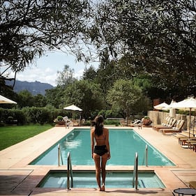 Emily Ratajkowski: sexy topless su Instagram 4
