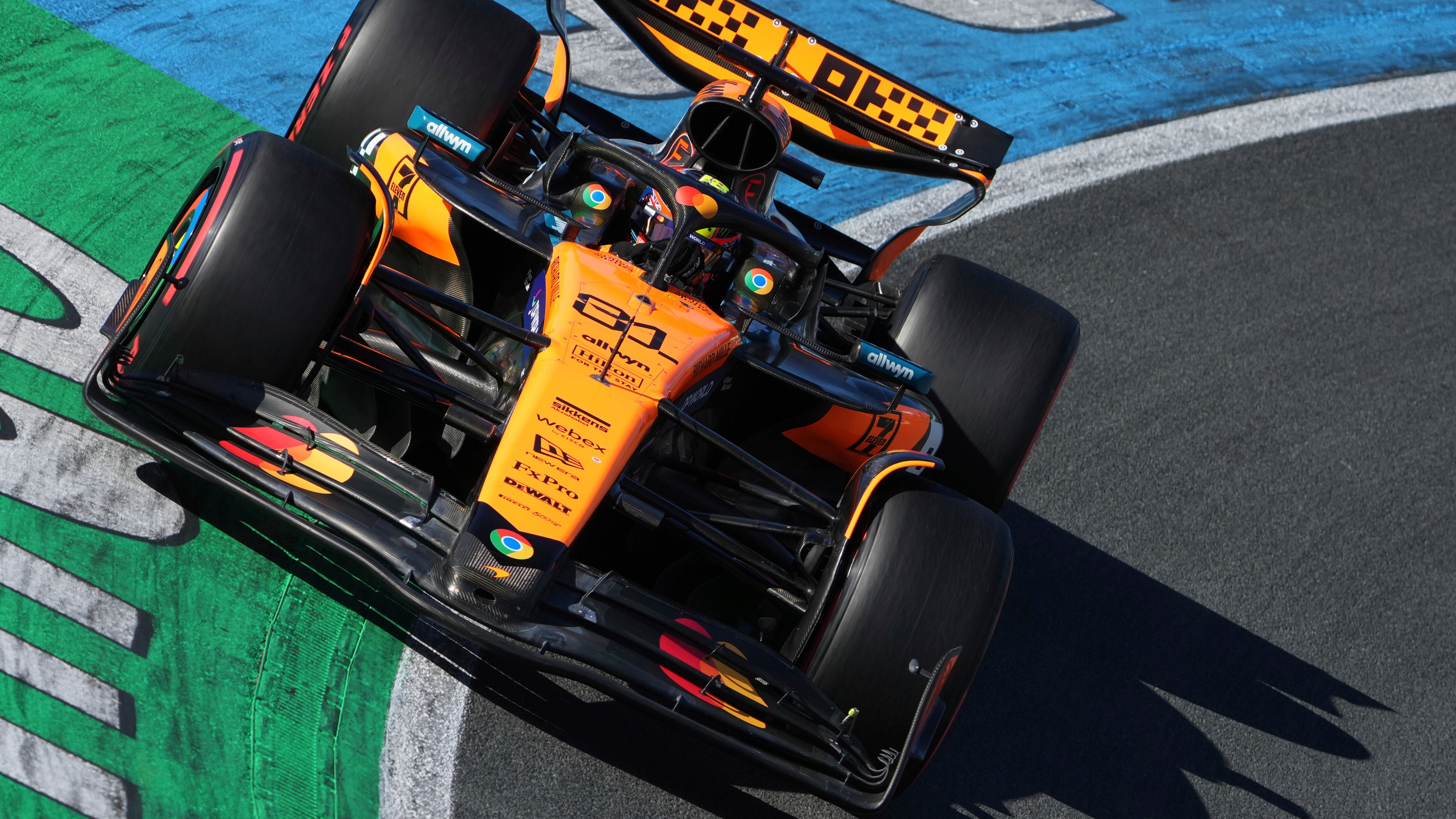 La McLaren non lascia neanche sperare. Charles e Lewis mai così vicini... tra loro