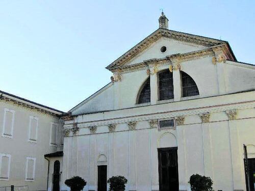 Via San Vittore: riapre ma la basilica è in un limbo