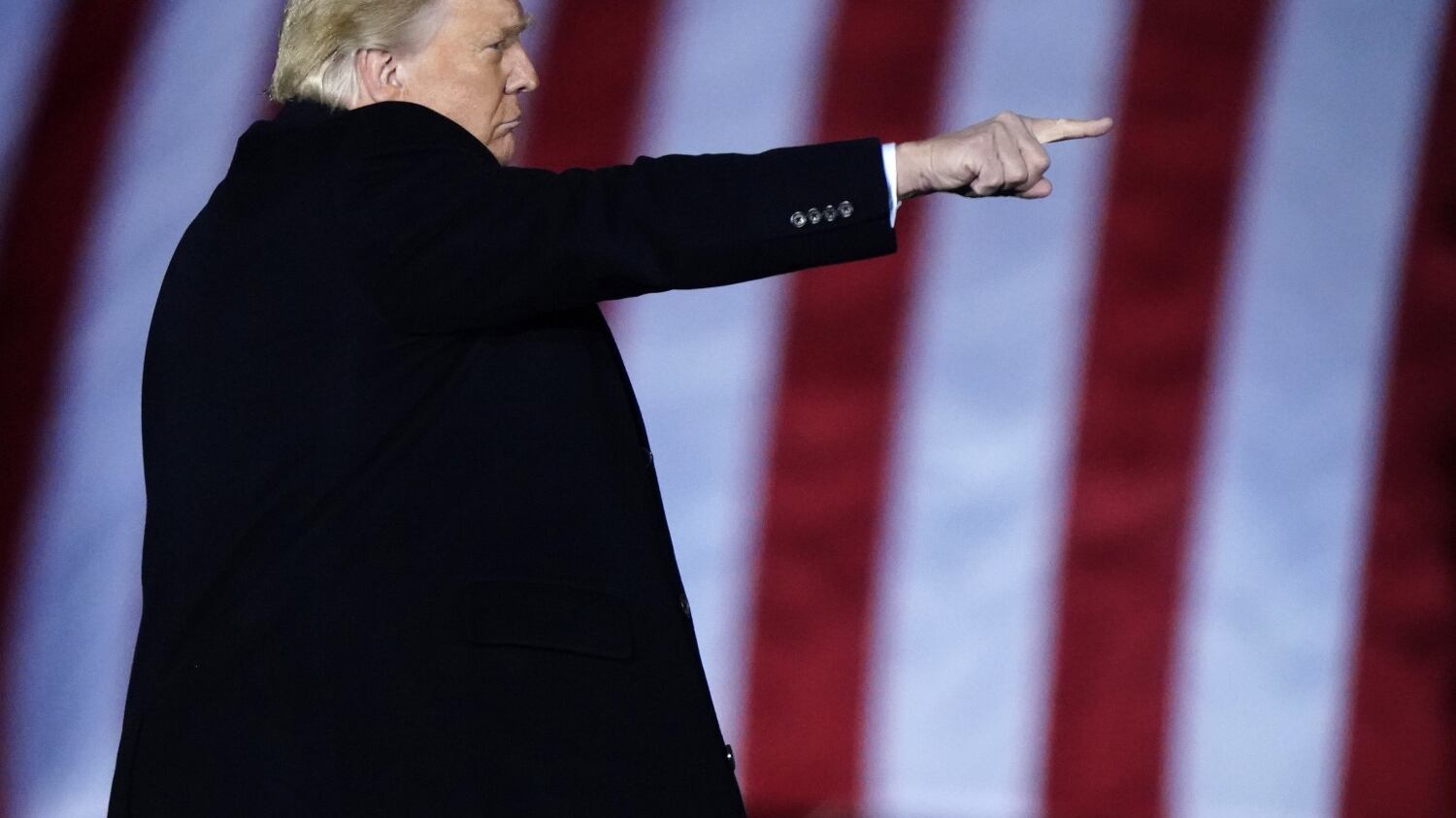 "Trump può essere rimosso". Ipotesi choc per la Casa Bianca