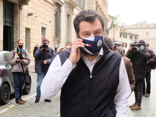 L'affondo di Salvini: "Anche fata turchina meglio del governo. Votare si può"
