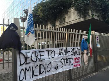 Fratelli d'Italia a Milano contro il dl "salva-banche" 5