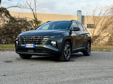 Hyundai Tucson PHEV: guarda la gallery del SUV ibrido plug-in con 265 CV 3
