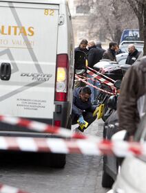 Roma, assalto a blindato 2