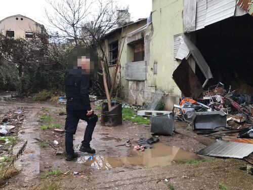 Il blitz dei vigili nella ex fabbrica della Penicillina