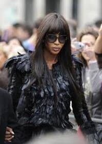 Naomi Campbell, 45 anni da Venere Nera 27