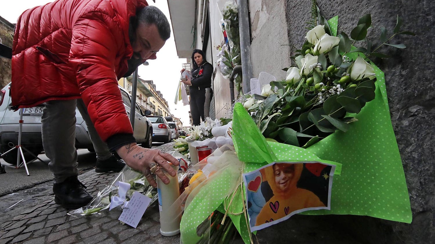 Bimbo ucciso dal patrigno, le maestre sapevano: "Tutti i giorni con i lividi"