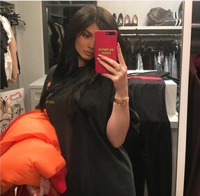 Jenner e Hadid, le sexy sorelle della moda 12