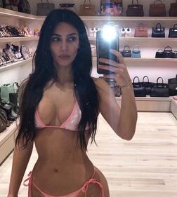 Kim Kardashian, le immagini più hot 1