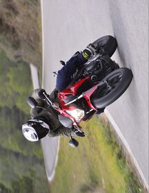 Prova Honda CB500, bicilindrica da 30 con un litro 15