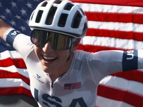 Olimpiadi, sorpresa nel ciclismo: trionfa l’outsider Faulkner, delusione Longo-Borghini