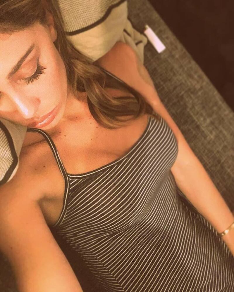 Belen Rodriguez, i selfie più sexy: foto 41