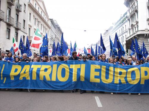 Gaffe Pd: "Presenta Coco Chanel come patriota Ue, ma fu spia nazista"