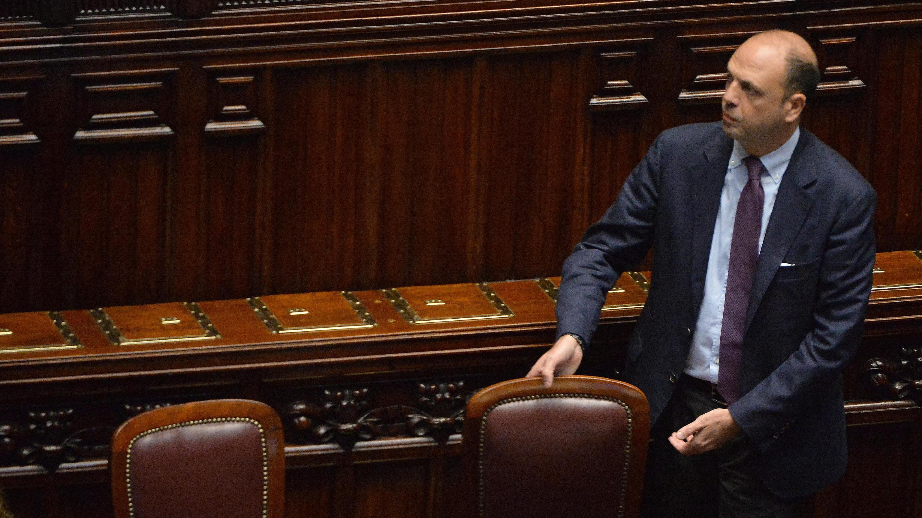 Terrorismo, Alfano riferisce ma la Camera è semivuota