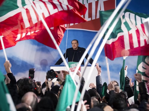 Sondaggio Swg: cresce Forza Italia, scende il Pd, crollo del M5S