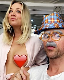 Kaley Cuoco topless su Snapchat 2