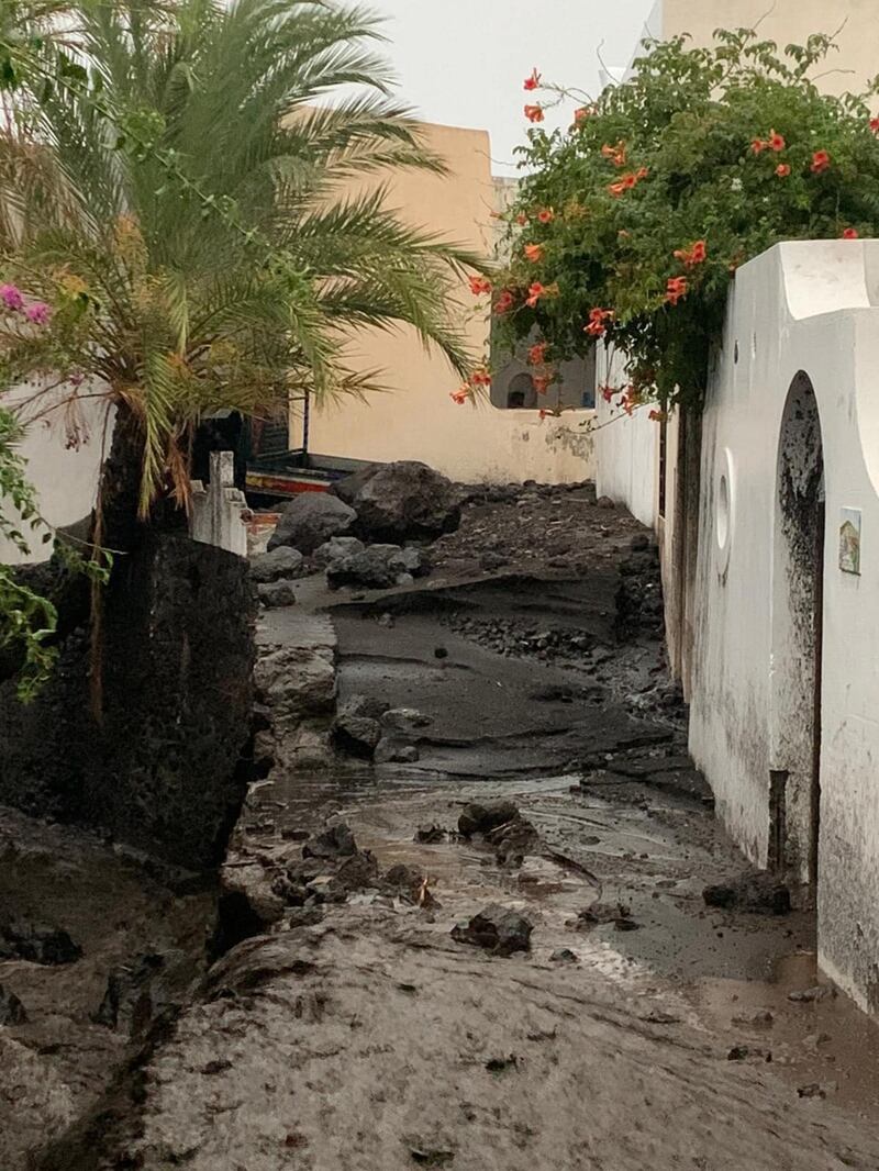 Fiumi di fango e frane: i danni del maltempo nel sud Italia 3