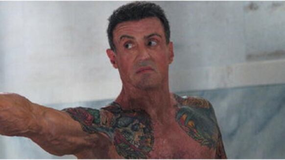 Per fortuna c'è Rocky che con le pallottole fa brillare il red carpet