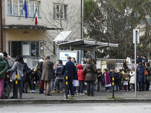 Edifici evacuati per il sisma