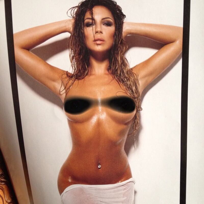 Sarah Nile: foto hot in spiaggia 20