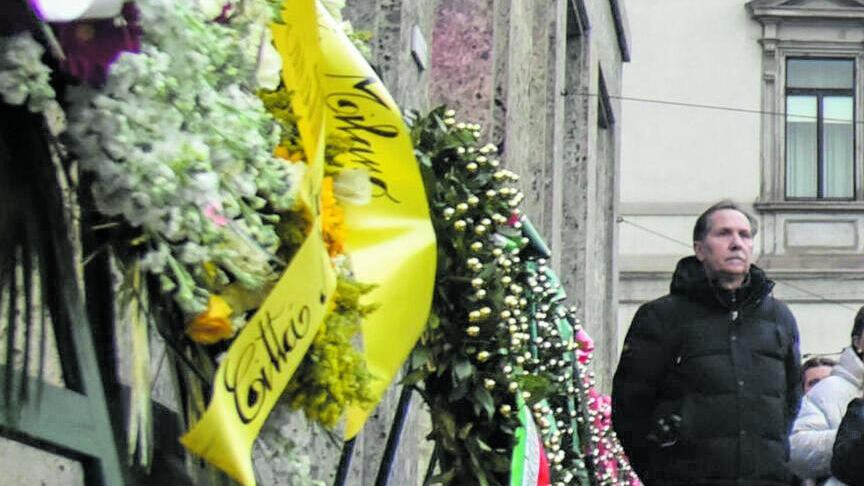 Un monumento luminoso per il memoriale in ricordo di tutte le vittime delle stragi