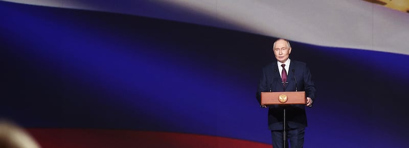 Putin apre alla trattativa con Kiev ma detta le condizioni: “Donbass è storicamente territorio russo”