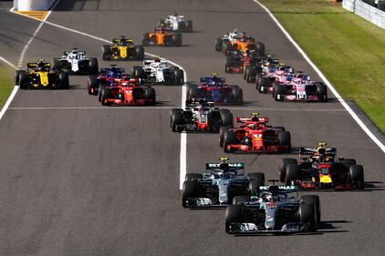 Formula Uno, Hamilton in trionfo a Suzuka: le immagini del gp del Giappone 8