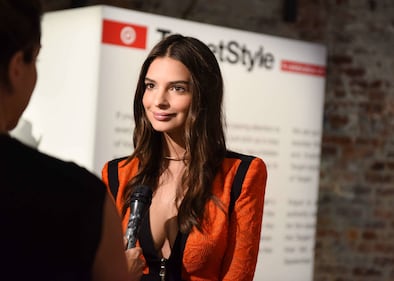Emily Ratajkowski, diva mozzafiato della New York Fashion Week 17