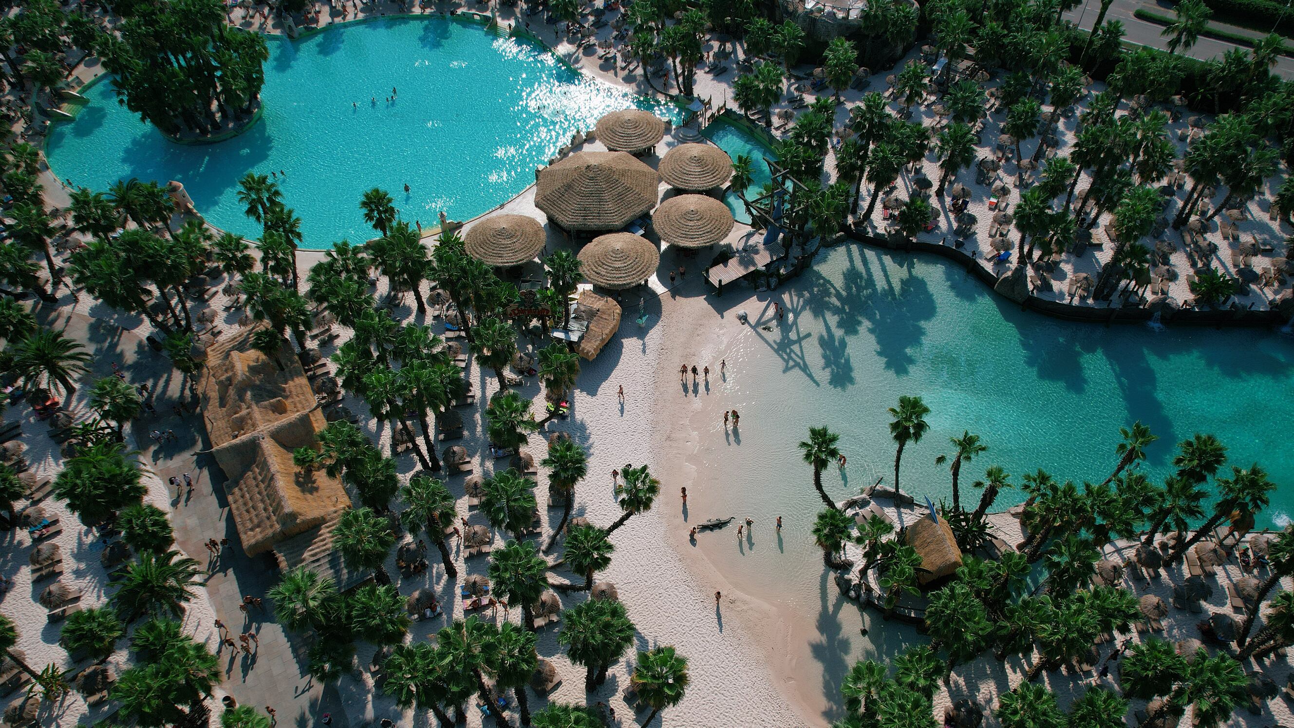 Torna l'estate e "Caribe Bay" riapre le porte