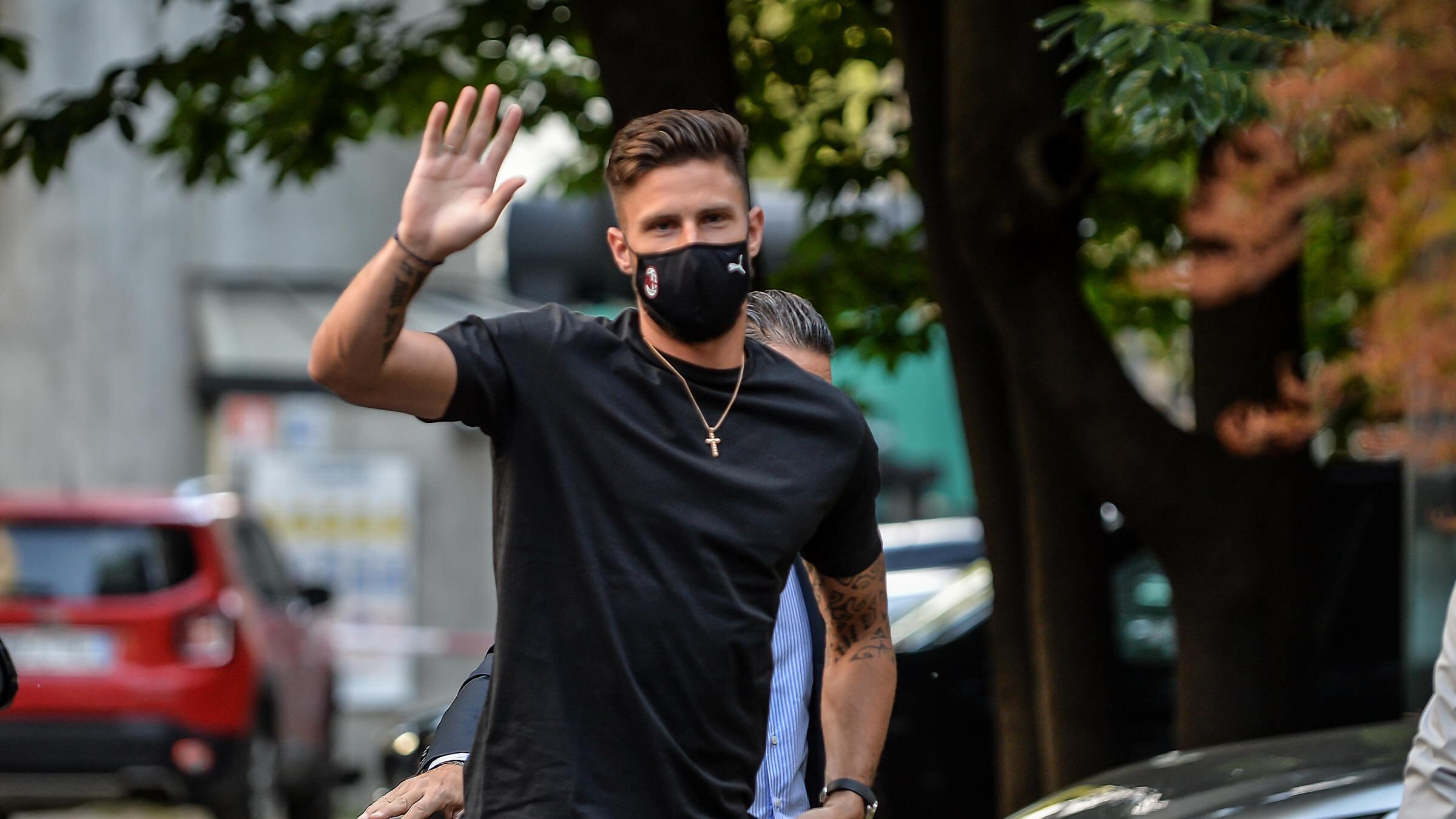 La sfida tra i bomber: le "lettere" che svelano il futuro di Milan e Inter