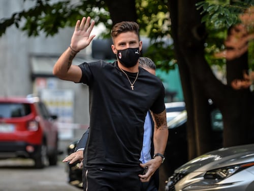 La sfida tra i bomber: le "lettere" che svelano il futuro di Milan e Inter