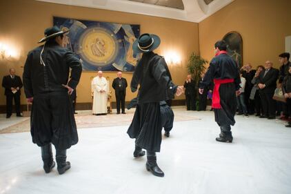 Le danze tradizionali in onore di Francesco 3