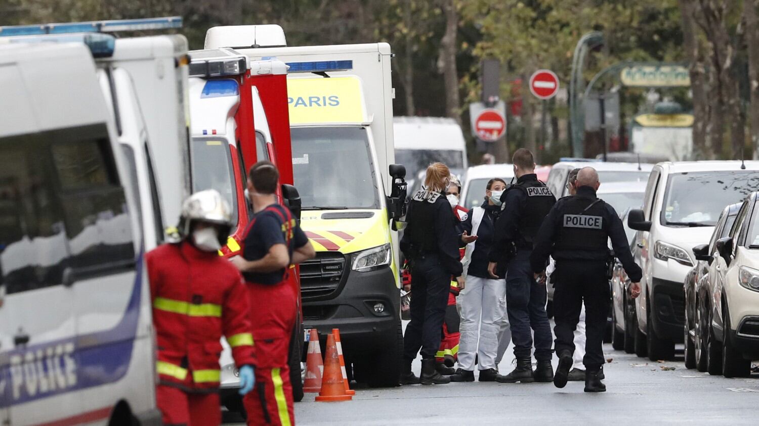 Parigi, quattro persone accoltellate vicino all'ex sede di Charlie Hebdo