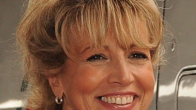 Virus, i consigli dell'oncologa Bonifacino: "Proteggersi con la sciarpa? Meglio il cotone lavabile"