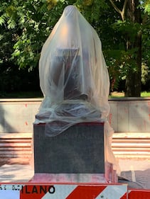 L'omaggio dei milanesi a Montanelli  1