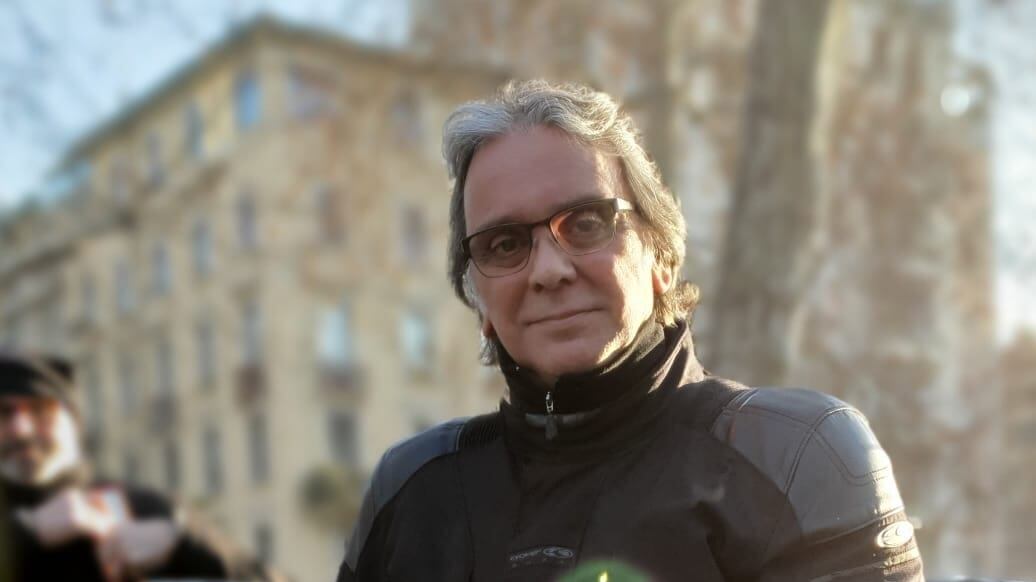 C'è la prima vittima in Comune. E i lavoratori temono il rientro