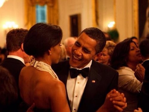 Barack e Michelle Obama di nuovo felici insieme: scacciate le voci di crisi