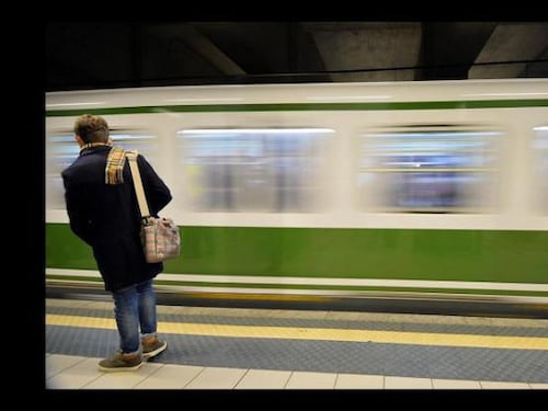 Milano, spruzzato spray al peperoncino in metro: coinvolte 10 persone