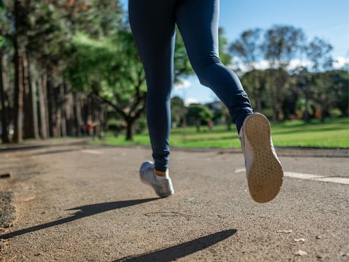 Fartlek 5-2-4: la camminata che migliora la forma fisica e fa bene al cuore