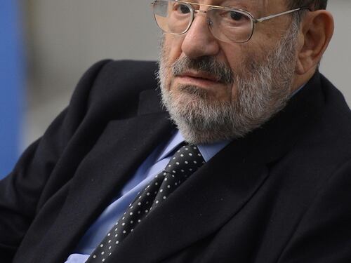 Alessandria, il sindaco leghista nega l'intitolazione del liceo a Eco