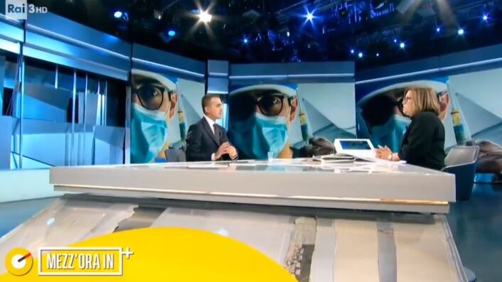 La figuraccia di Di Maio in tv dalla Annunziata: "Qualora Renzi...". Lo staff: "Forma ammessa"