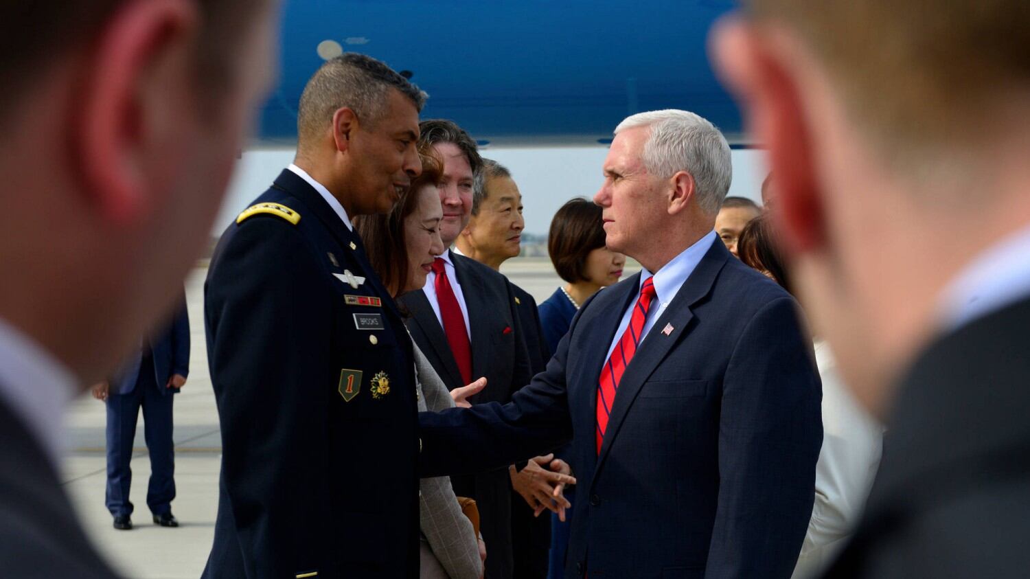 Carte segrete anche in casa di Mike Pence, ex vice di Trump