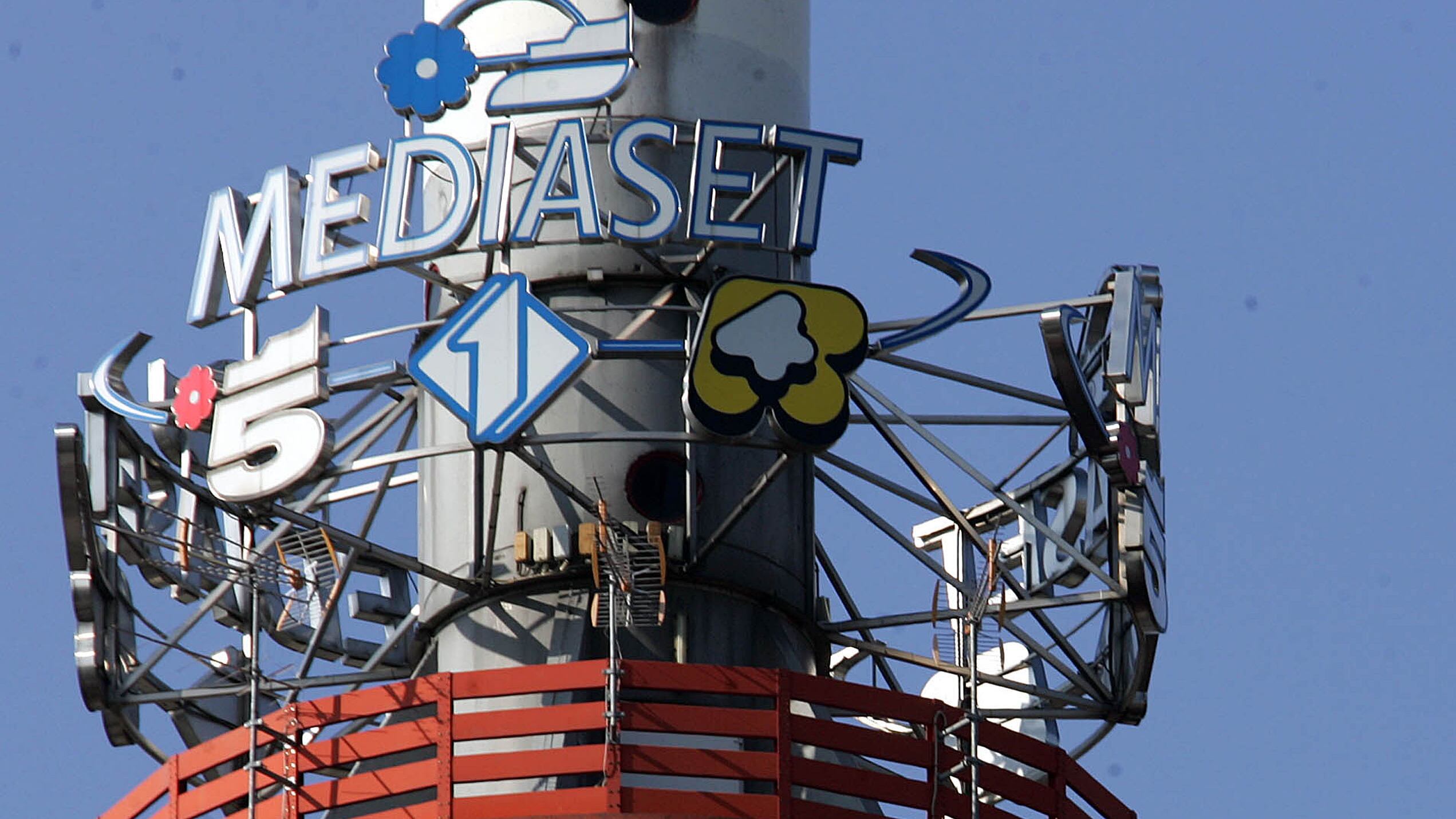 La Svizzera archiviò il caso Mediaset. Ma i giudici italiani lo nascondono