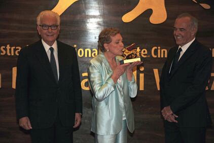 Julie Andrews riceve il leone d'oro alla carriera  5