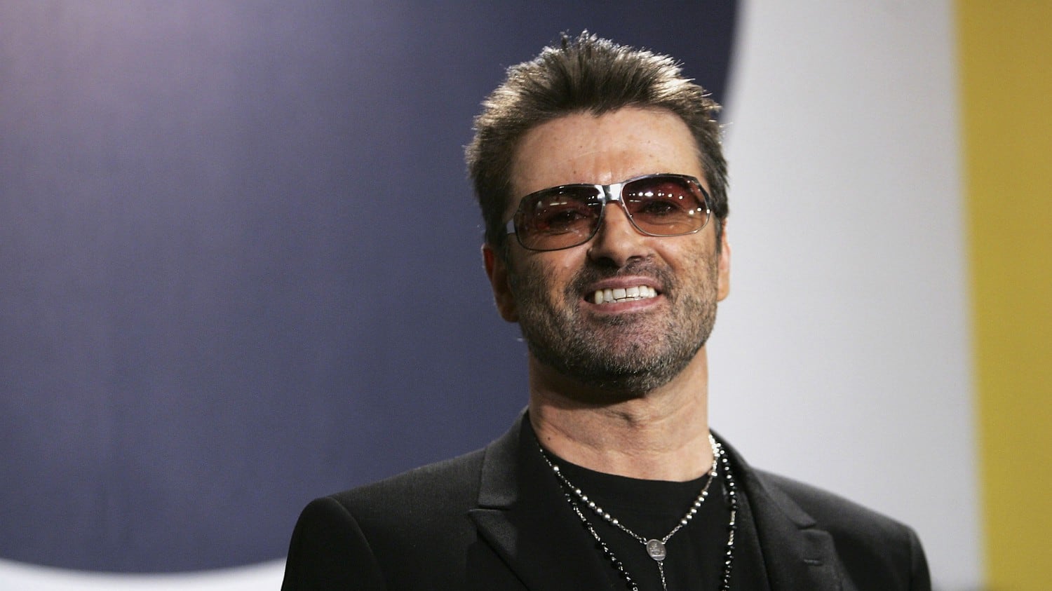 A tre anni dalla scomparsa George Michael torna per Natale